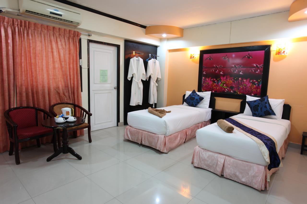 Home Pattaya Hotel Esterno foto